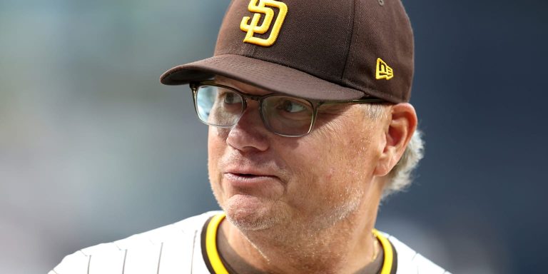 noticia-mlb-El-manager-de-los-Padres-Mike-Shildt-anuncio-su-