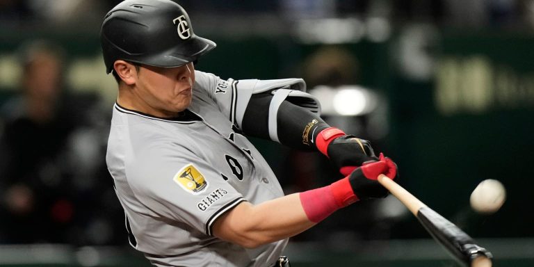noticia-mlb-Estrella-japonesa-Kazuma-Okamoto-sera-colocado-en-