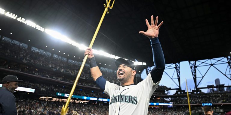 noticia-mlb-Grand-slam-de-Suarez-coloca-a-Marineros-a-una-vict