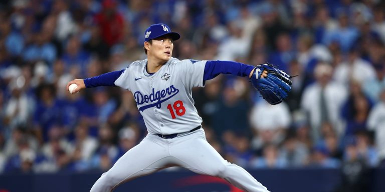 noticia-mlb-Joya-de-Yamamoto-y-par-de-jonrones-llevan-a-Dodger