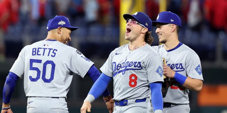 noticia-mlb-Los-cuatro-mejores-momentos-de-Kike-en-octubre-mie