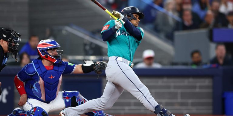 noticia-mlb-Marineros-arrasan-en-Toronto-y-viajan-a-Seattle-co