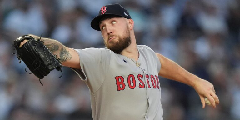 noticia-mlb-Medias-Rojas-respaldan-joya-de-Crochet-11-K-y-ar