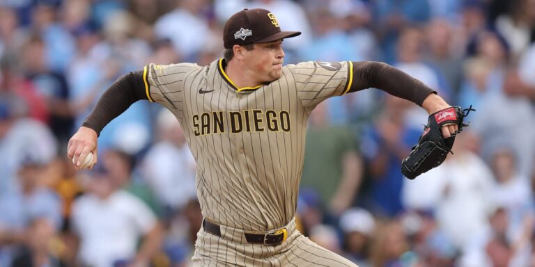 noticia-mlb-Miller-hace-historia-en-playoffs-con-un-pitcheo-de