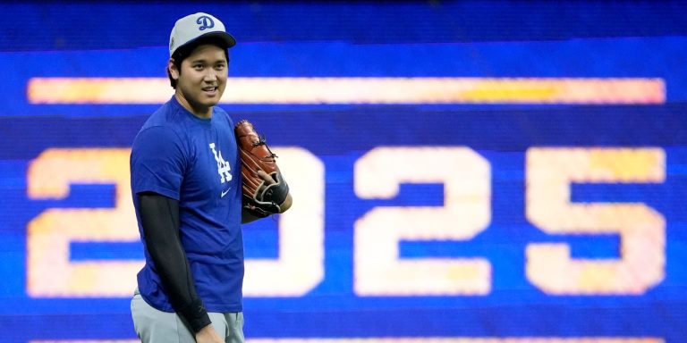 noticia-mlb-Ohtani-desde-el-bullpen-Roberts-no-descartaria-esa