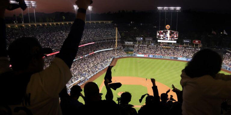 noticia-mlb-Series-del-Comodin-rompen-records-de-audiencia-baj-2