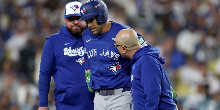 noticia-mlb-Springer-fuera-del-lineup-del-Juego-4-pero-sigue-