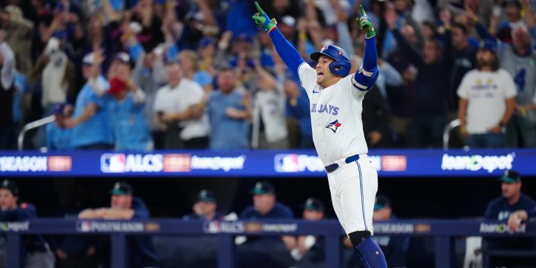 noticia-mlb-Tapense-los-oidos-HR-de-Springer-disparo-los-decib