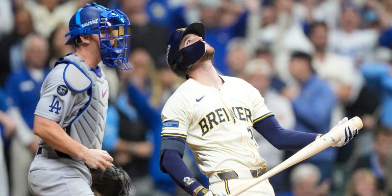 noticia-mlb-Turang-esquivando-un-potencial-bolazo-entre-los-