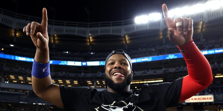 noticia-mlb-Vlad-Jr.-celebro-victoria-vs