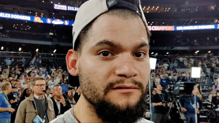 Andy-Pages-celebra-el-bicampeonato-01112025