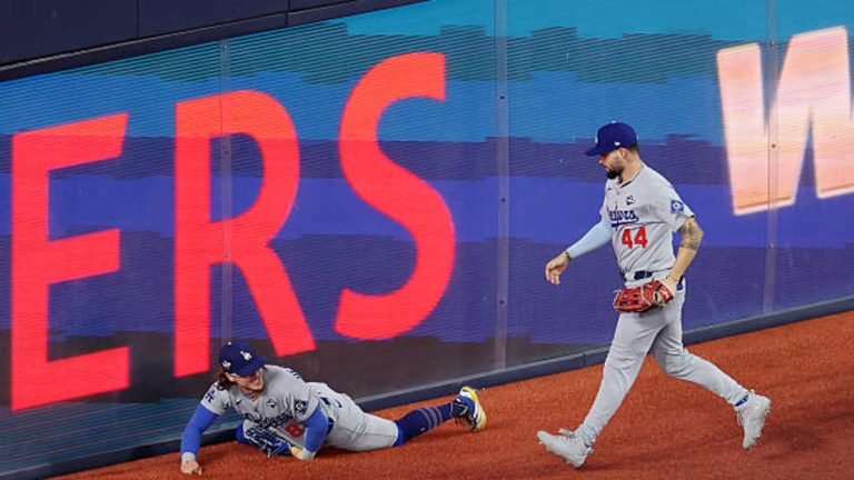 Andy-Pages-la-atrapa-y-lleva-el-juego-a-extras-01