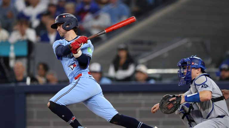 Clement-extiende-a-12-su-racha-de-juegos-con-hit-