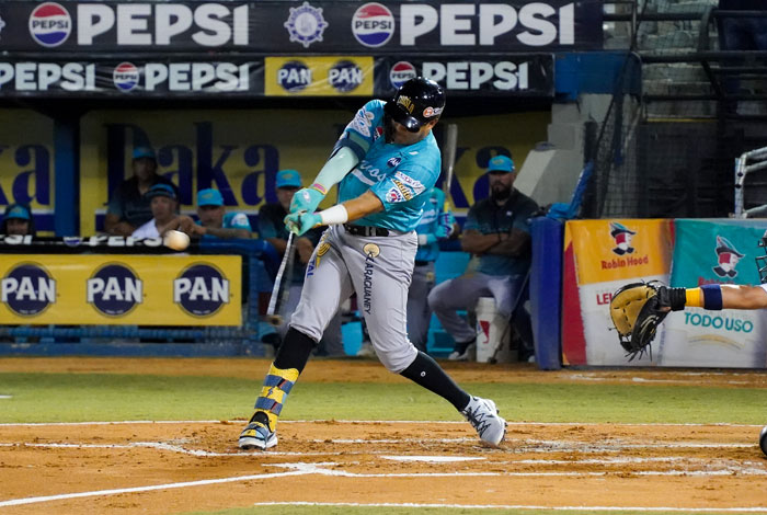 Ramon-Flores-Foto-Francis-Grahovac-04-11