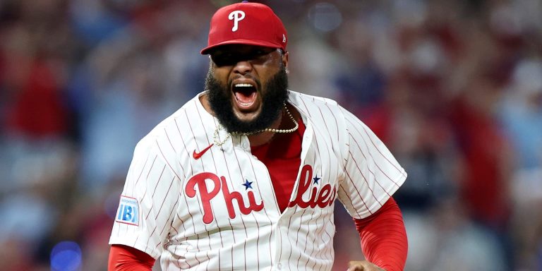 noticia-mlb-Los-Filis-ejercieron-la-opcion-en-el-contrato-de-J