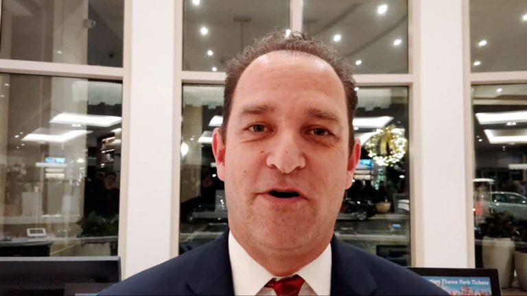 El-presidente-del-HOF-Rawitch-sobre-Kent-08122025