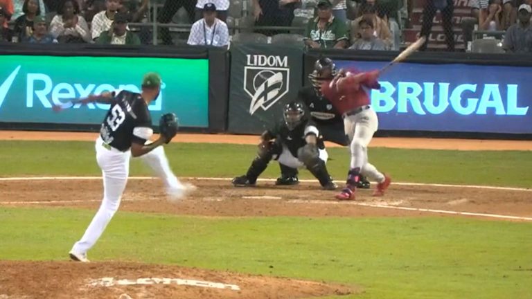 Kelvin-Gutierrez-da-hit-remolcador-en-la-12da-20