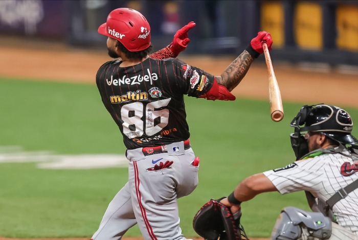 Yohendrick-Pinango-Foto-Alejandro-van-Schermbeek-27-12-sec-27-12