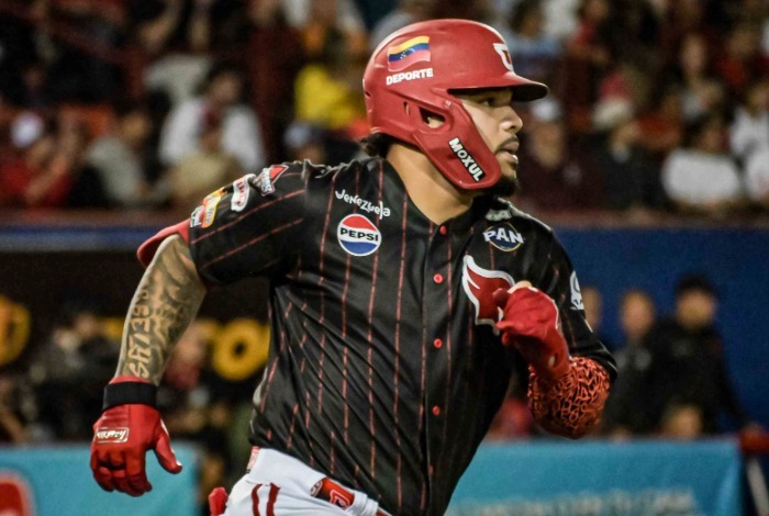 Yohendrick-Pinango-Foto-Daniel-Sosa-Prensa-Cardenales-06-12