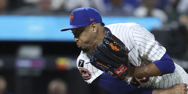 noticia-mlb-Edwin-Diaz-llega-a-un-acuerdo-de-tres-anos-con-los