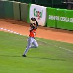 Bryan-De-La-Cruz-atrapa-en-plena-carrera-11012026