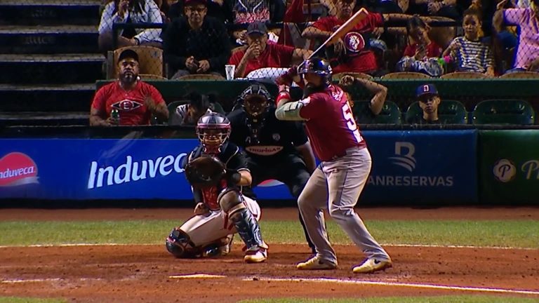 Deivy-Grullon-pega-un-roletazo-impulsor-17012026