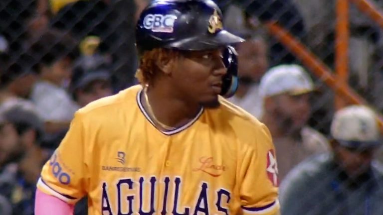 Geraldo-Perdomo-remolca-a-Gamboa-en-la-8va-170120