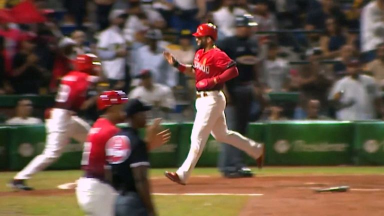 Los-Leones-del-Escogido-anotan-4-carreras-en-la-1r