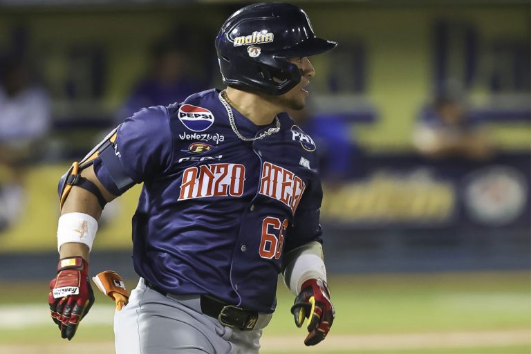 Mendoza_Carlos_01_Abrir