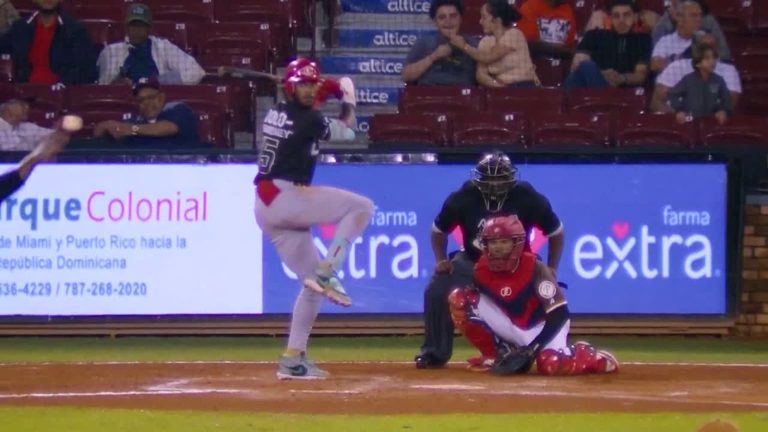 Raimel-Tapia-da-3-hits-en-4-turnos-para-Leones-08