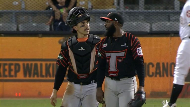 Toros-aplastan-a-las-Aguilas-08012026