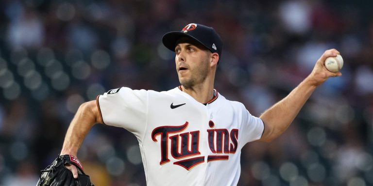 noticia-mlb-Mellizos-pactan-con-su-excerrador-Taylor-Rogers-po