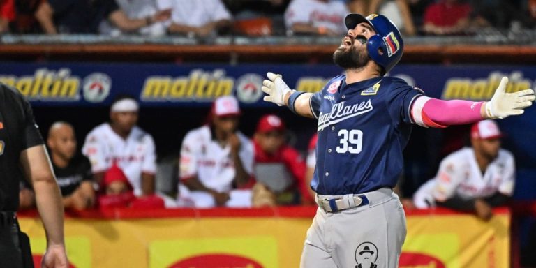noticia-mlb-Navegantes-del-Magallanes-acarician-el-pase-a-la-S