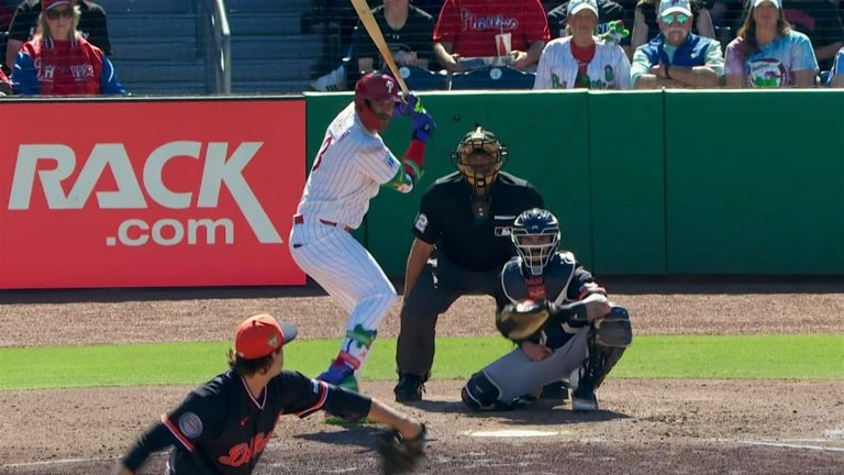 Bryce-Harper-impulsa-con-doble-en-el-5to-25022026