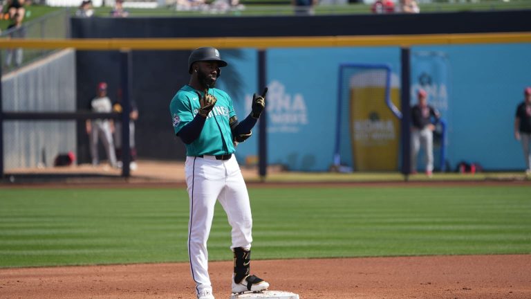 Randy-Arozarena-batea-doble-empujador-26022026