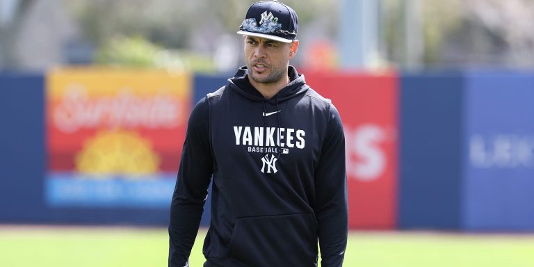 noticia-mlb-Stanton-pretende-jugar-toda-la-campana-pese-a-que-