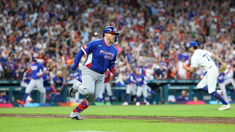 Christian-Vazquez-trae-dos-carreras-con-hit-en-el-