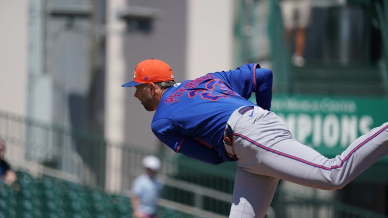 David-Peterson-poncha-a-4-en-solida-apertura-2203