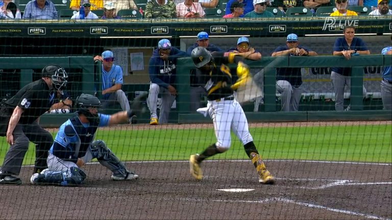 De-Los-Santos-da-HR-de-dos-carreras-02032026