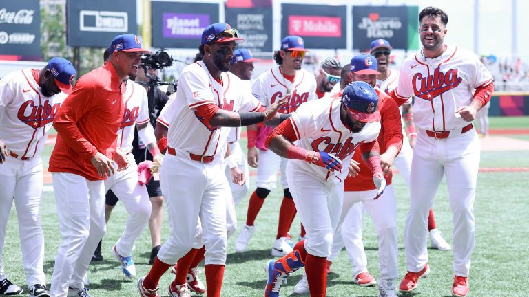 Erisbel-Arruebarrena-pega-jonron-solitario-080320