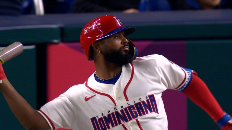 Junior-Caminero-se-va-para-la-calle-en-el-2do-inni-1