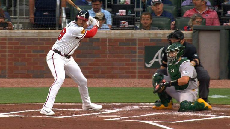 Matt-Olson-impulsa-con-un-doblete-en-la-1ra-30032