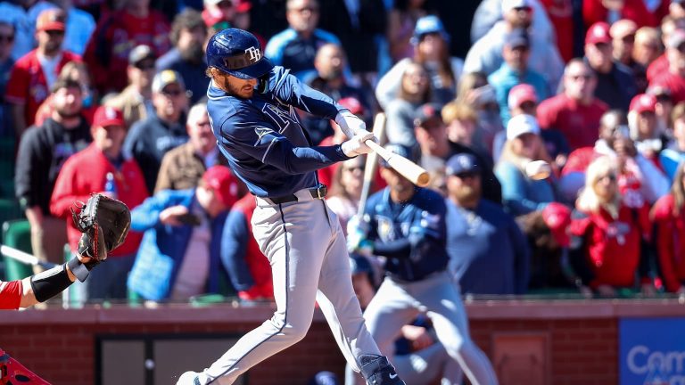 Rays-empatan-con-4-carreras-en-el-9no-28032026