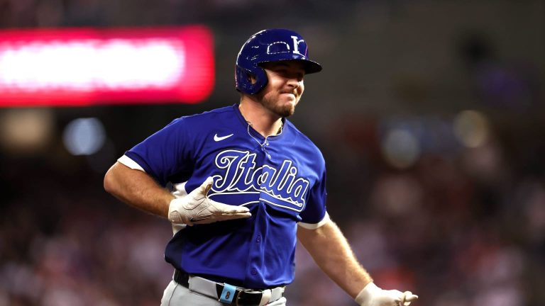 Teel-prende-la-pizarra-con-HR-en-la-2da-entrada-1