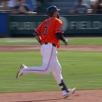 Tomas-Nido-pega-jonron-solitario-02032026