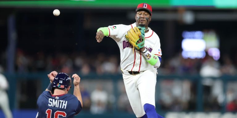 noticia-mlb-A-casi-100-mph-Severino-tira-FUEGO-en-semifinal-an
