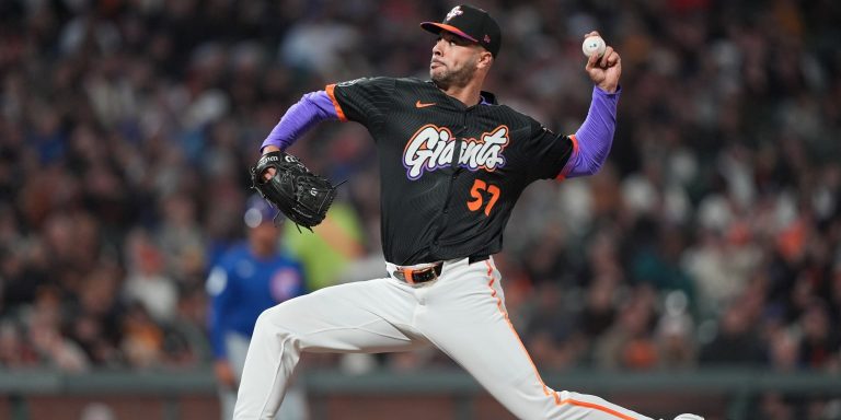 noticia-mlb-Angelinos-refuerzan-el-bullpen-al-pactar-un-contra