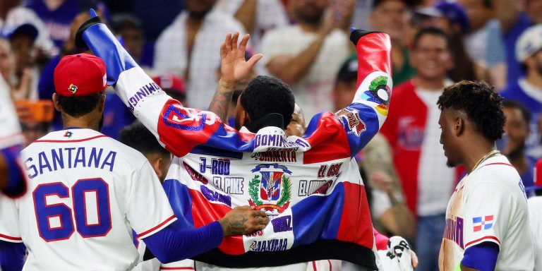 noticia-mlb-Caminero-encendio-la-chispa-de-un-equipo-dominican