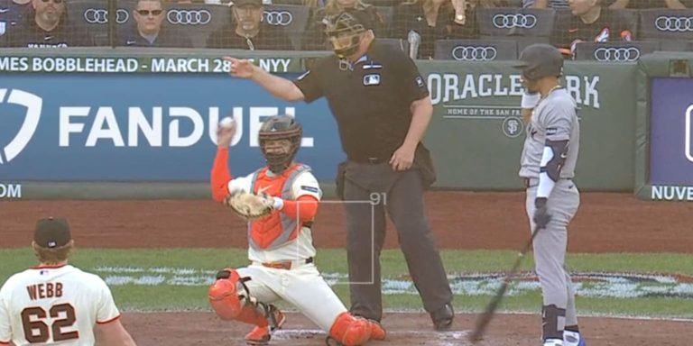 noticia-mlb-El-primer-reto-de-strike-en-la-historia-de-MLB-fue