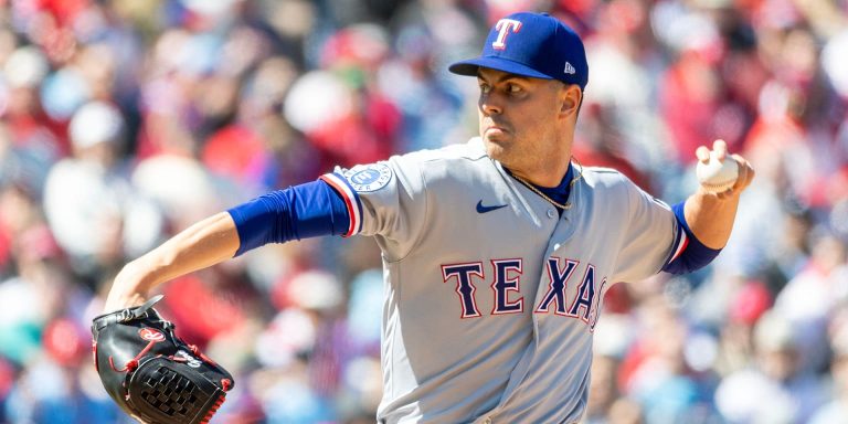 noticia-mlb-Gore-lanza-primores-en-su-debut-y-guia-a-los-Range